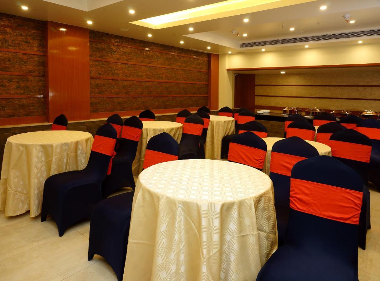 Hotel Amalfi Grand Patna  Zimmer foto